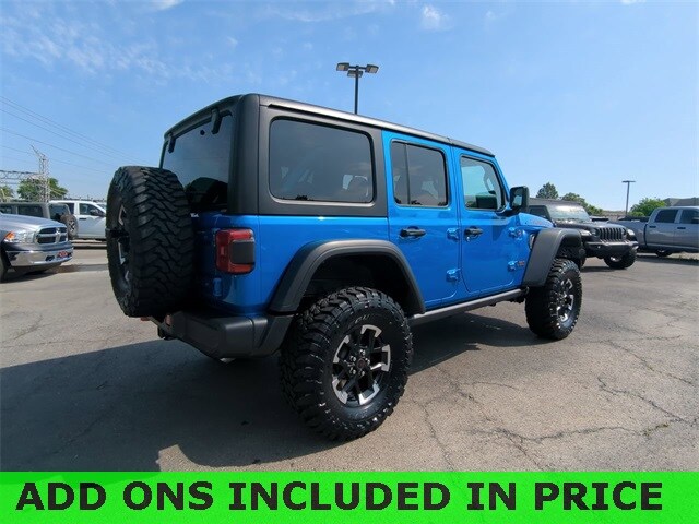 2024 Jeep Wrangler Rubicon photo 3