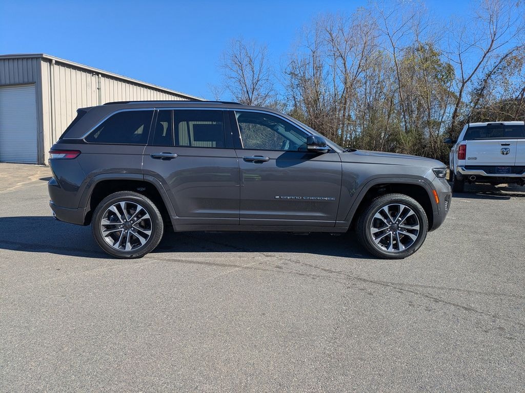 Used 2022 Jeep Grand Cherokee Overland 4xe SUV