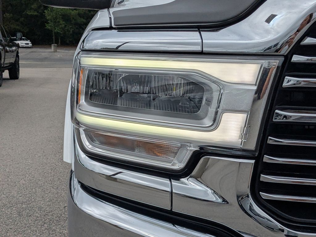 2022 RAM Ram 3500 Pickup Laramie - Photo 11