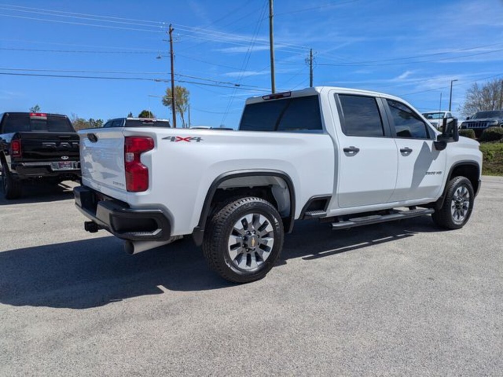 Used 2023 Chevrolet Silverado 2500HD Custom Truck