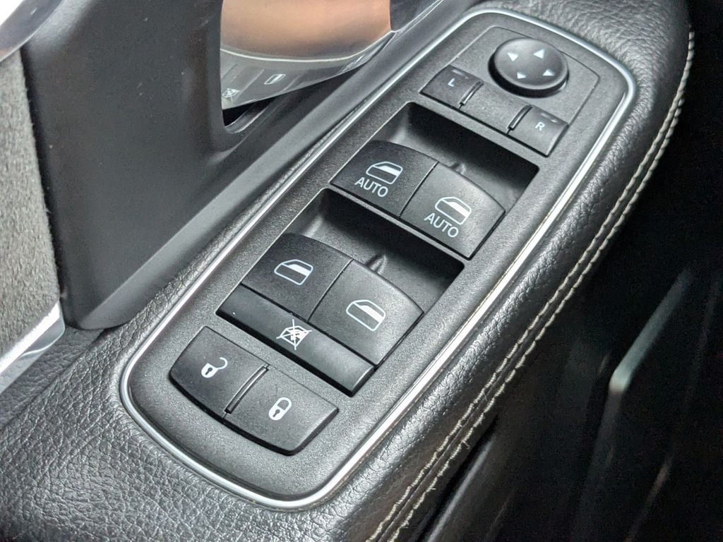 2022 RAM Ram 3500 Pickup Laramie - Photo 24