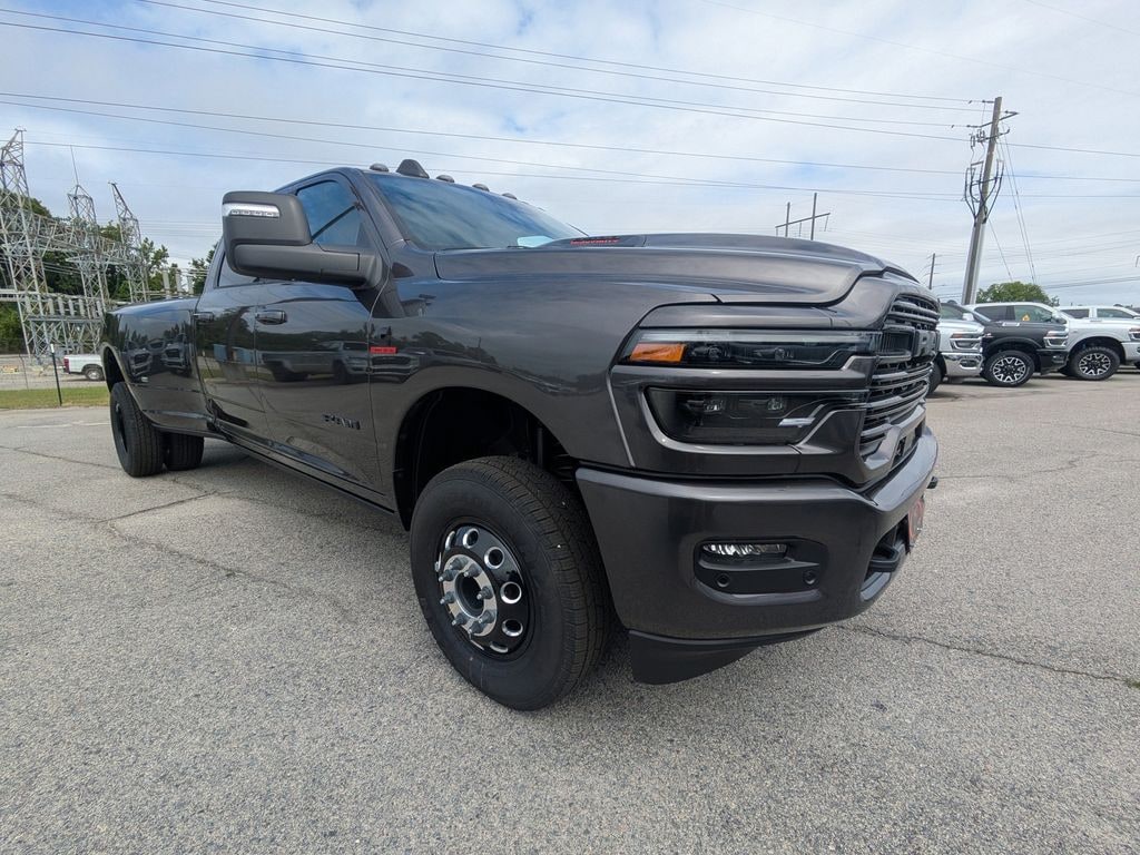 New 2026 Ram 3500 LARAMIE CREW CAB 4X4 8' BOX Pickup