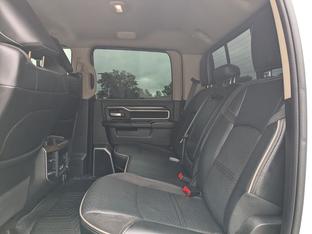 2022 RAM Ram 3500 Pickup Laramie - Photo 14