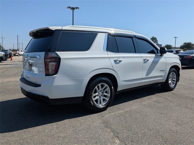 2021 Chevrolet Tahoe LT photo 2
