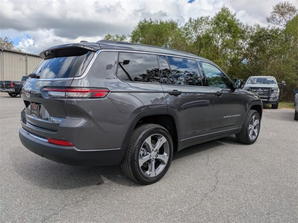 New 2025 Jeep Grand Cherokee L LIMITED 4X4 Sport Utility