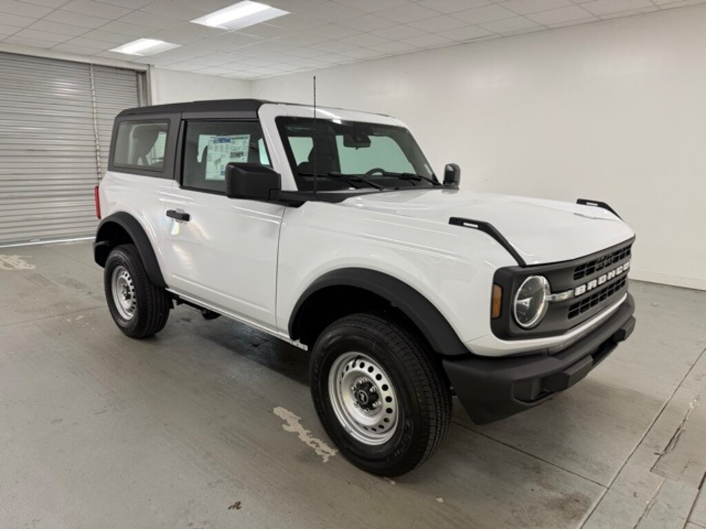 New 2025 Ford Bronco Base SUV