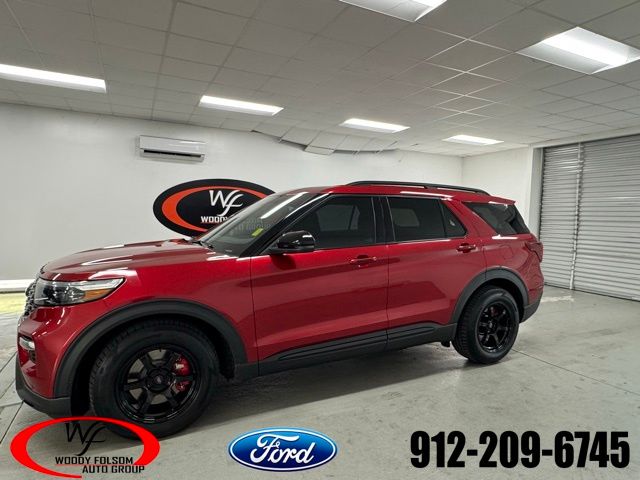 2023 Ford Explorer SUV 