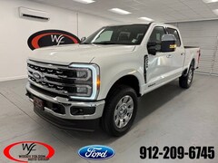 2026 Ford F-250SD Lariat Truck
