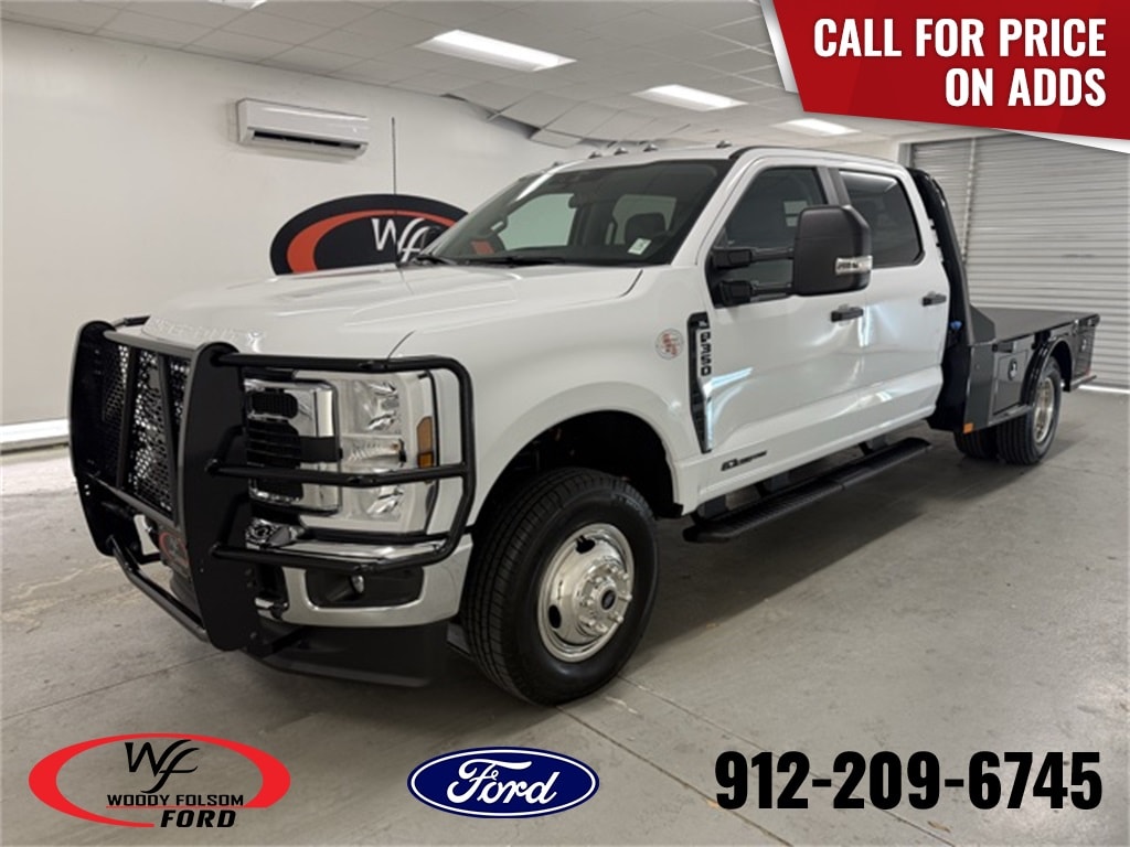 2026 Ford F-350 Super Duty Chassis Cab XL's photo