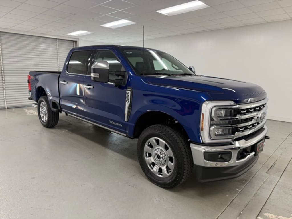 New 2026 Ford F-250SD Lariat Truck