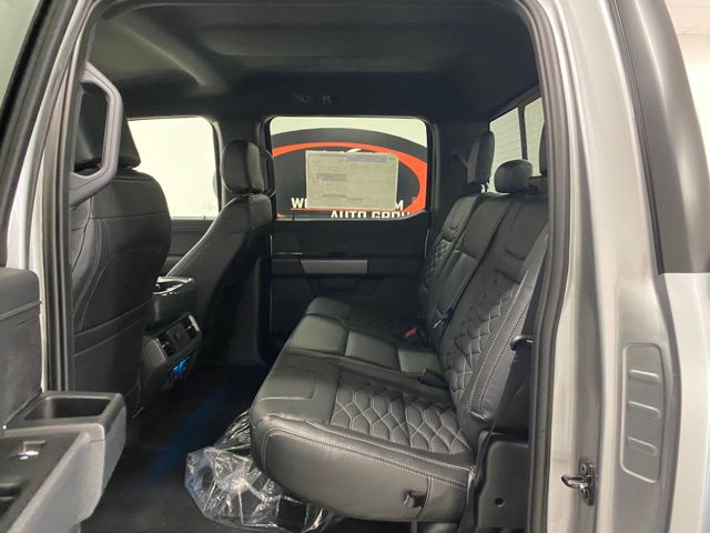 2025 Ford F-150 XLT - Photo 19