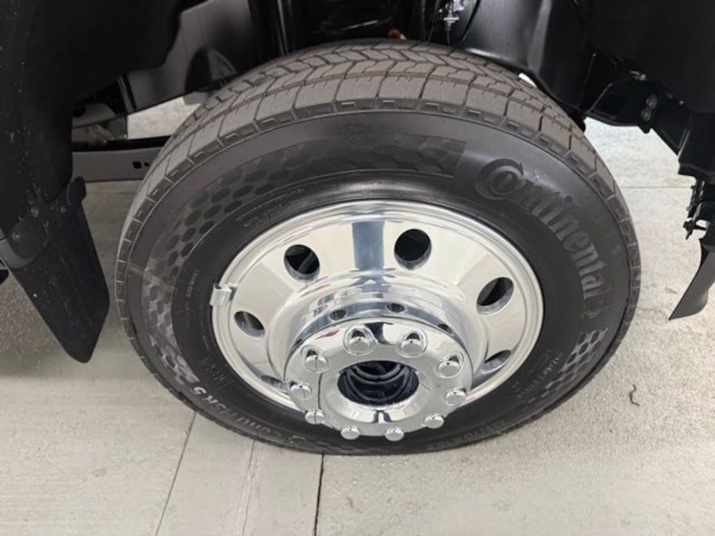 New 2026 Ford F-450SD Lariat Chassis