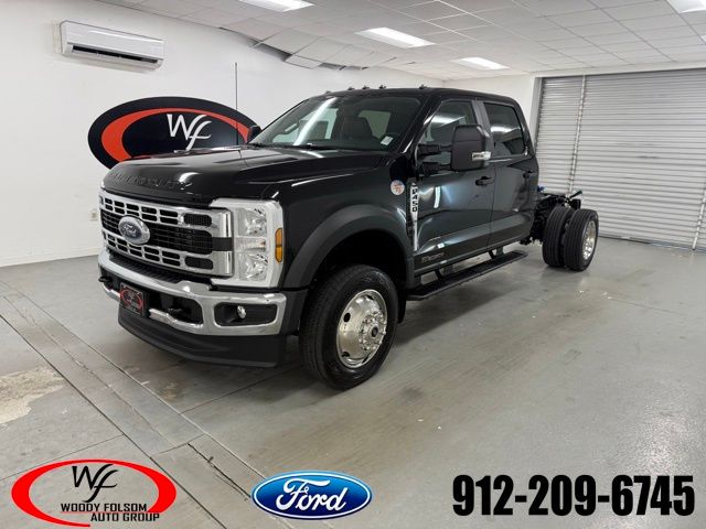 2026 Ford F-450 Super Duty Chassis Cab XL's photo