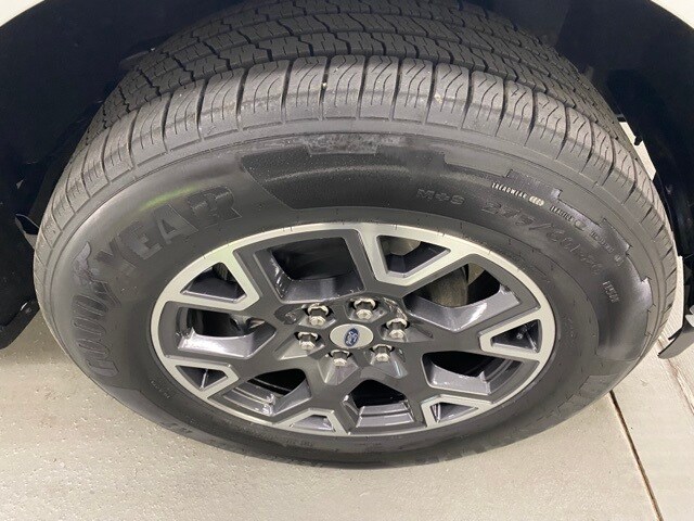 2025 Ford F-150 STX photo 4