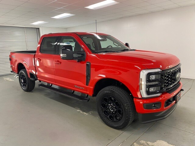 2025 Ford F-250 photo 3