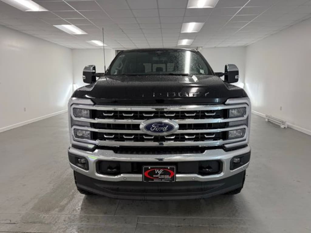 New 2026 Ford F-250SD Lariat Truck