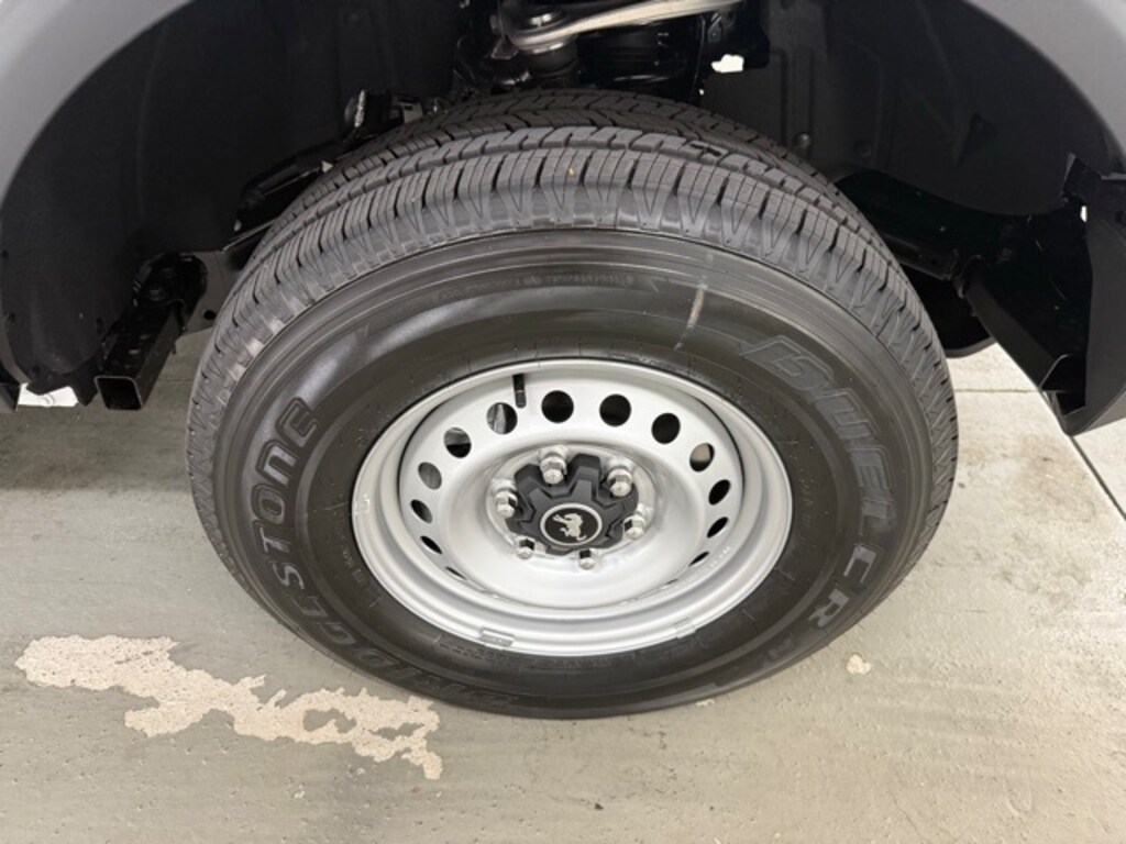 New 2025 Ford Bronco Base SUV