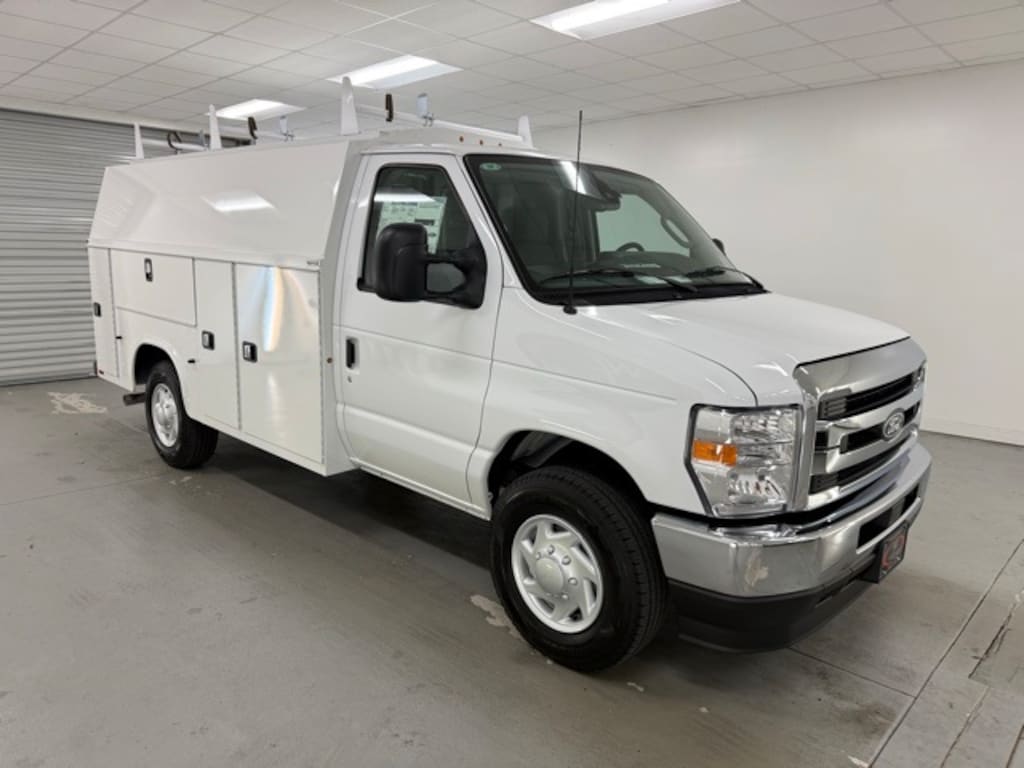 New 2026 Ford E-350SD Base Cab/Chassis