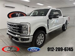 2026 Ford F-250SD Lariat Truck