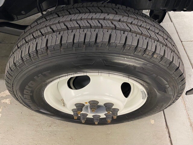 2025 Ford E-350 Base photo 4