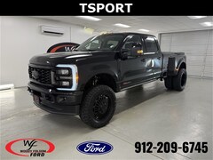2025 Ford F-350SD T-Sport Truck
