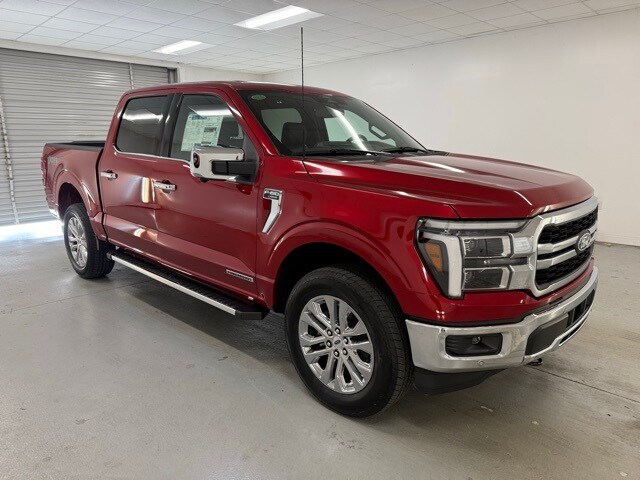 2025 Ford F-150 Lariat photo 3