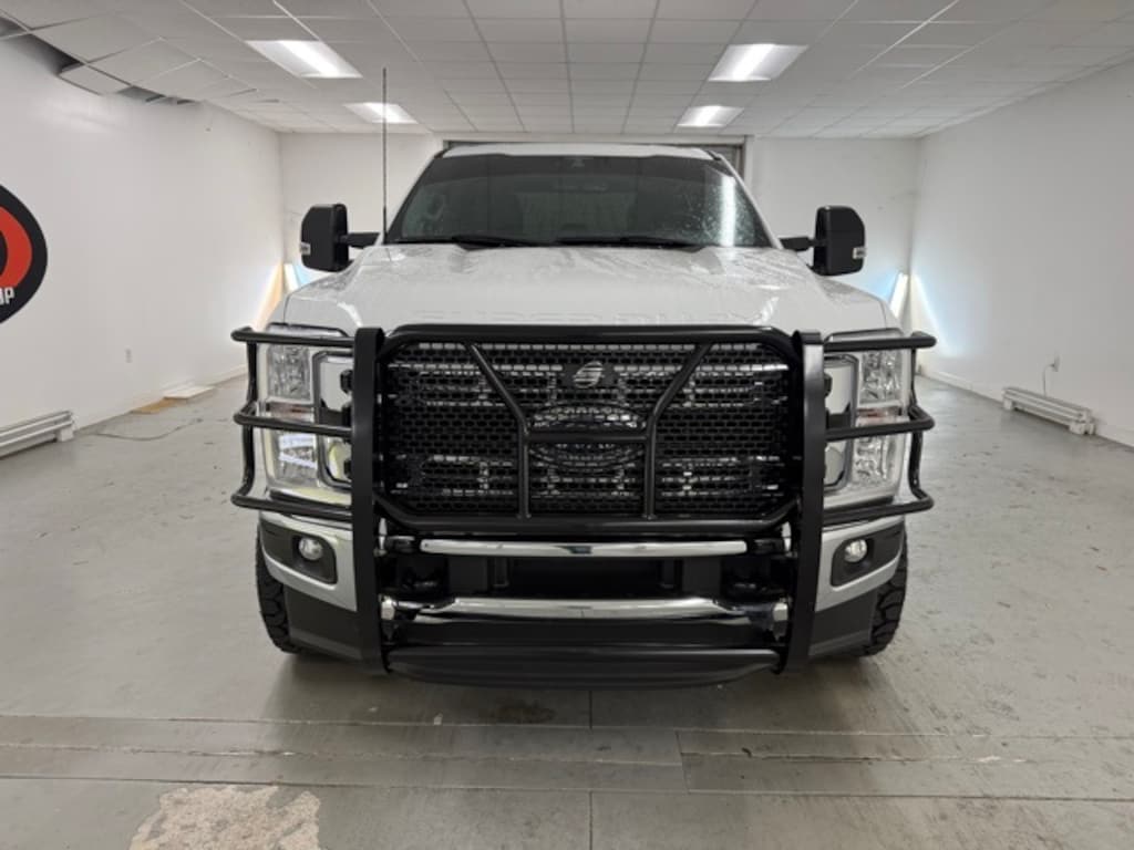 Used 2023 Ford F-250SD XLT Truck