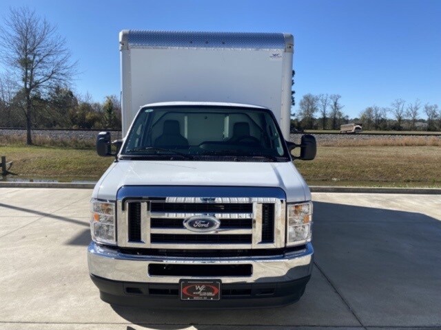2025 Ford E-350 Base photo 2