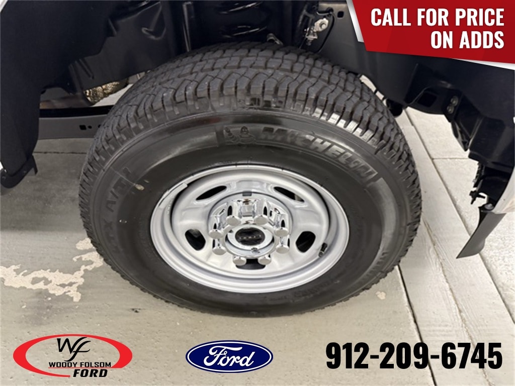 New 2025 Ford F-250SD XLT Truck