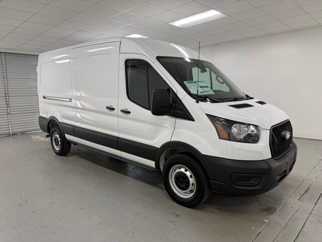 2026 Ford Transit photo 3