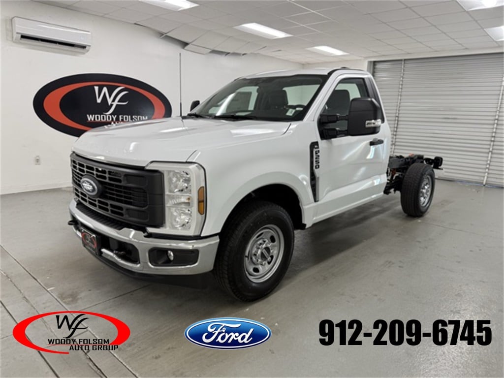 2026 Ford F-250 Super Duty XL's photo