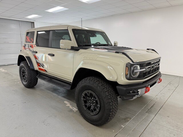 2025 Ford Bronco Raptor photo 3