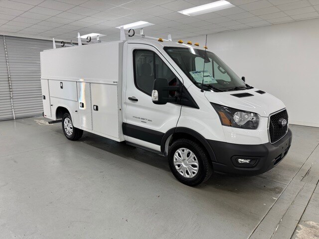 2025 Ford Transit photo 3
