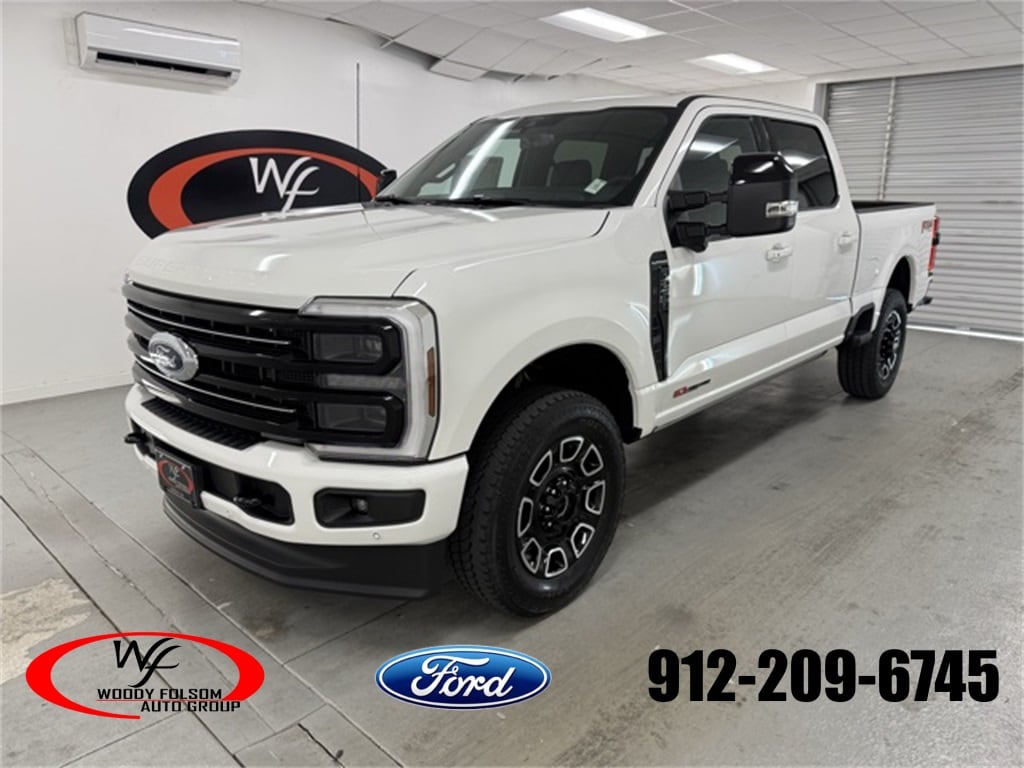 2026 Ford F-250 Super Duty Platinum's photo