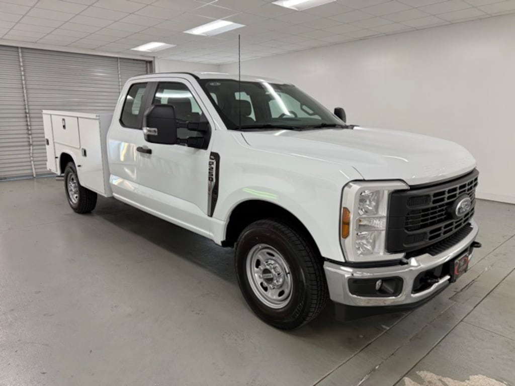 New 2025 Ford F-250SD XL Truck