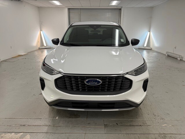 2026 Ford Escape Active photo 2