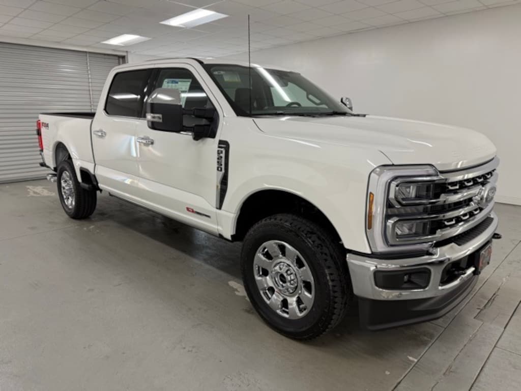New 2026 Ford F-250SD Lariat Truck