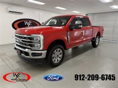 2025 Ford F-250SD Lariat Truck