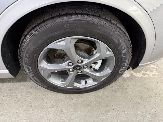 2023 Ford Escape ST-Line photo 4