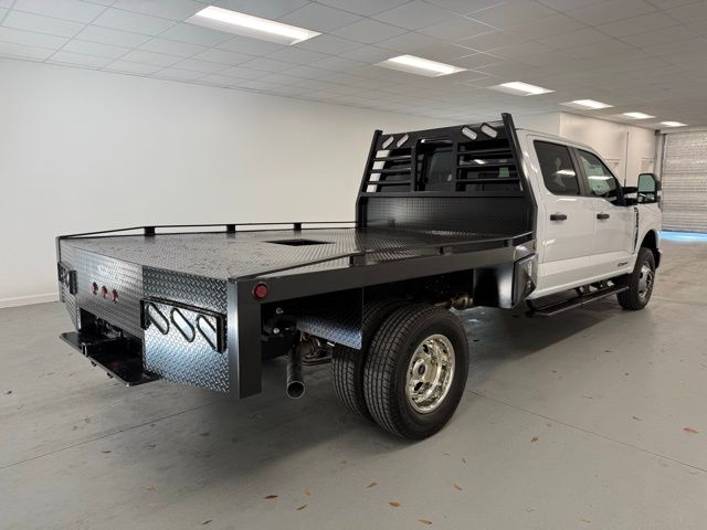 2026 Ford F-350 Super Duty Chassis Cab XL - Photo 6