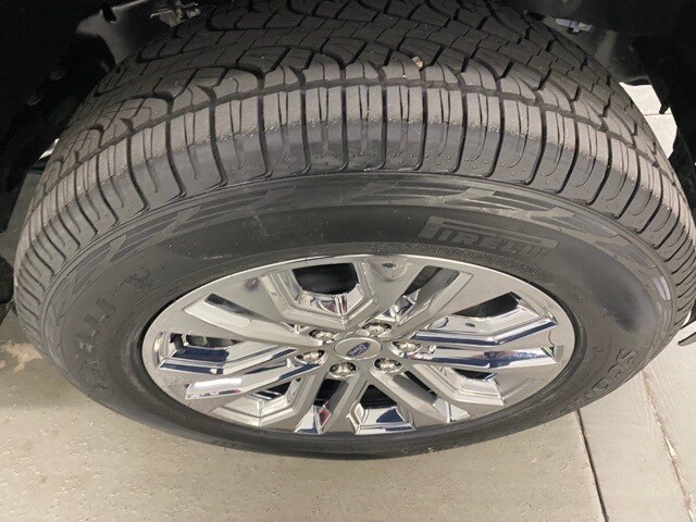 2025 Ford F-150 XLT photo 4