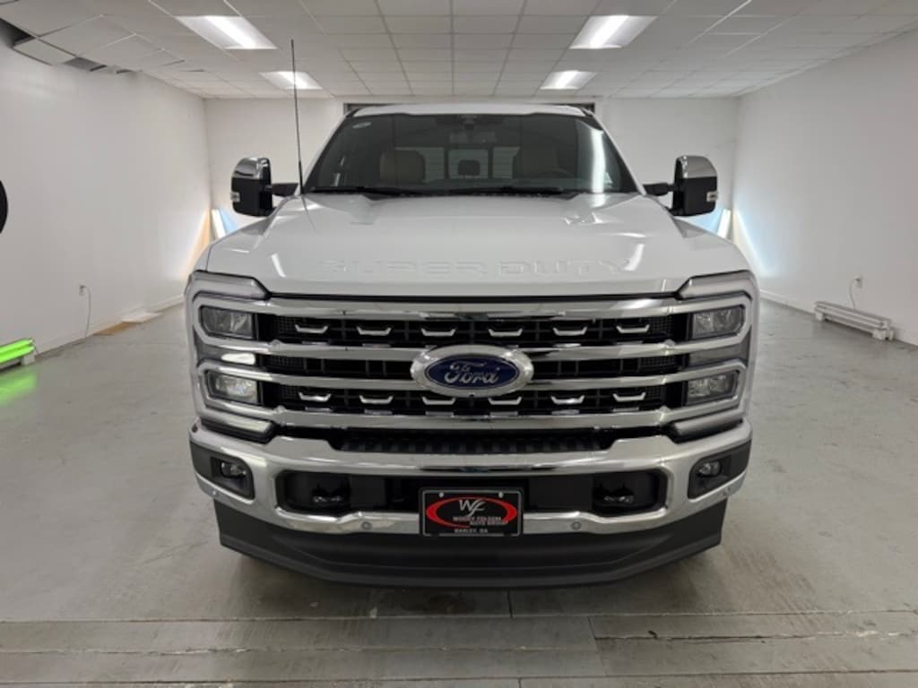 New 2026 Ford F-350SD Lariat Truck
