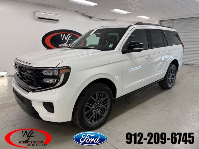 2025 Ford Expedition Platinum's photo