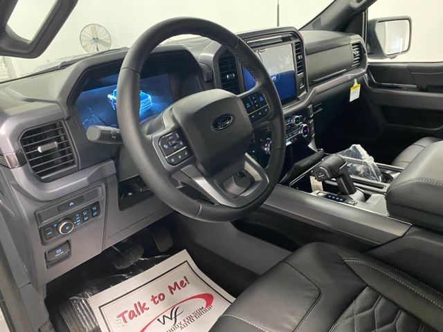 2025 Ford F-150 XLT - Photo 17
