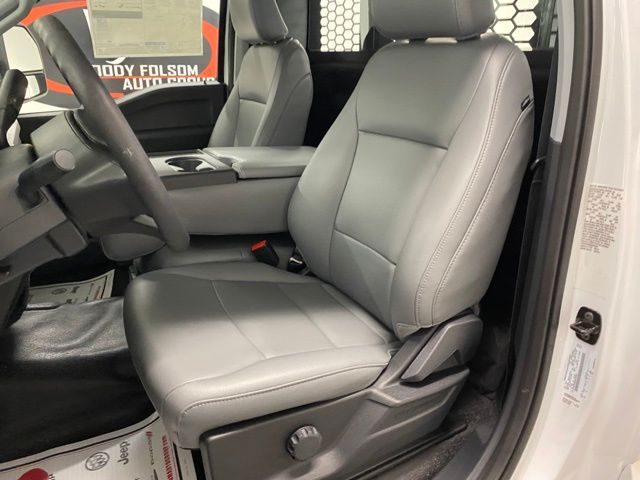 2024 Ford F-350 Super Duty Chassis Cab XL - Photo 16