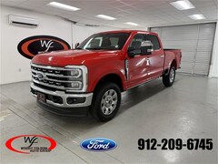 2026 Ford F-250SD Lariat Truck