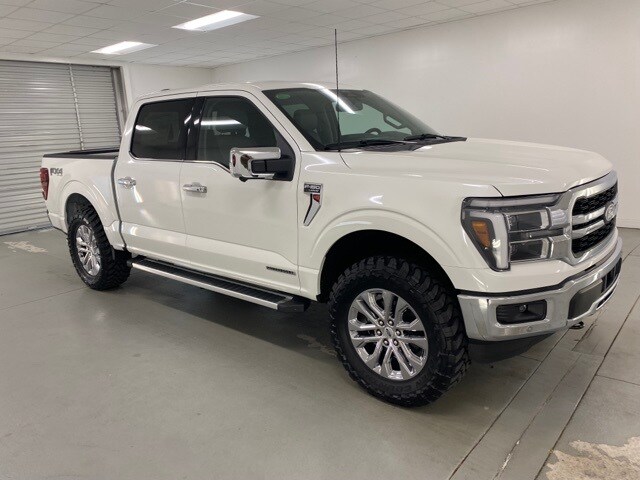 2025 Ford F-150 Lariat photo 3