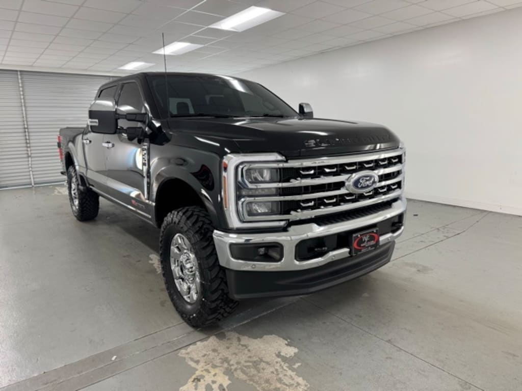 New 2026 Ford F-250SD Lariat Truck