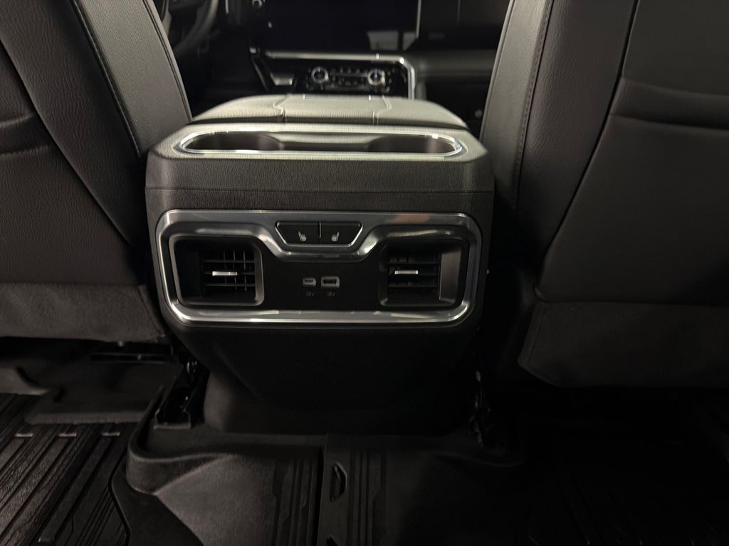 2025 GMC Sierra 2500HD Denali - Photo 11