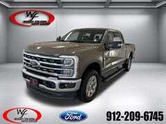 2026 Ford F-250SD Lariat Truck
